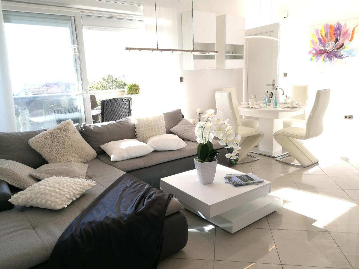 מדולין Villa Meli - Apartments Mit Meerblick מראה חיצוני תמונה