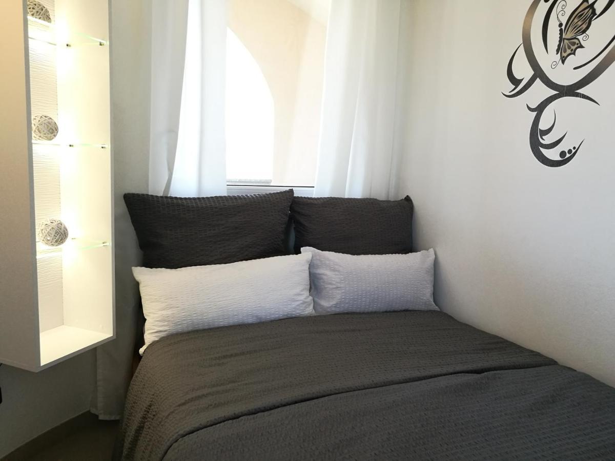 מדולין Villa Meli - Apartments Mit Meerblick מראה חיצוני תמונה