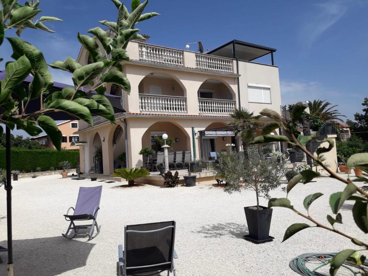 מדולין Villa Meli - Apartments Mit Meerblick מראה חיצוני תמונה