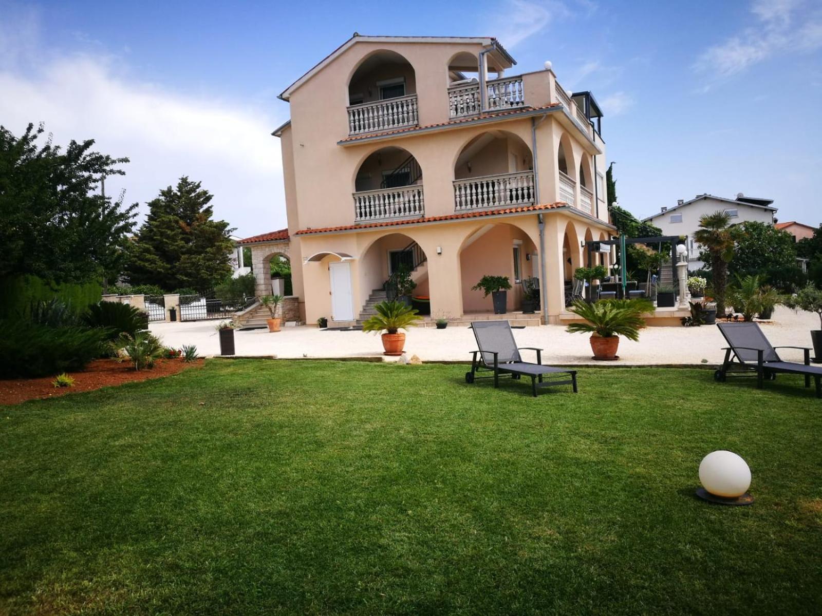 מדולין Villa Meli - Apartments Mit Meerblick מראה חיצוני תמונה