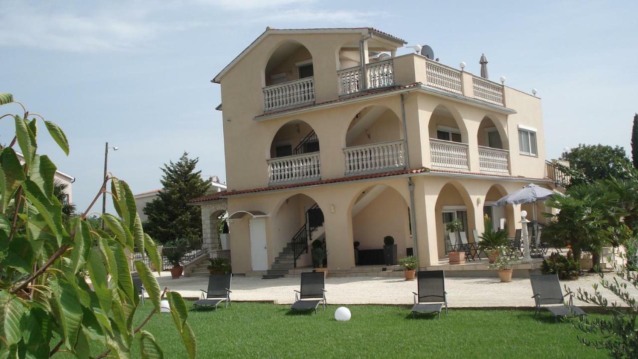 מדולין Villa Meli - Apartments Mit Meerblick מראה חיצוני תמונה